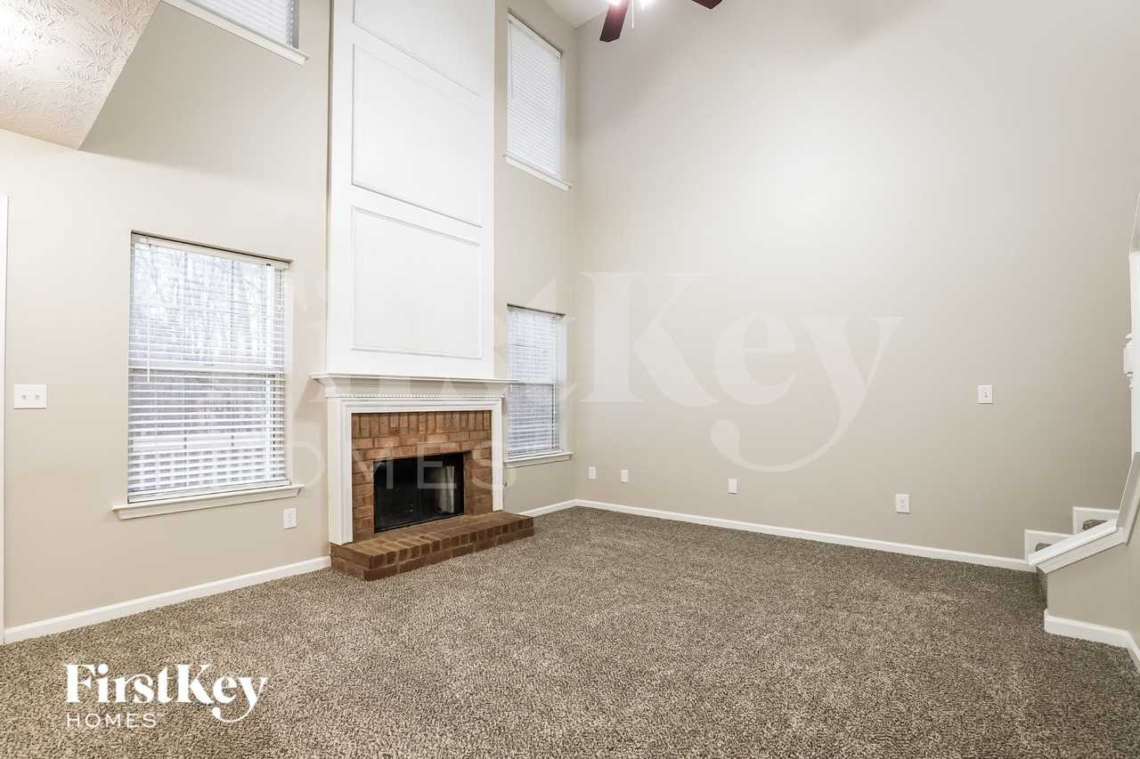 4060 Plantation Mill Dr - Photo 3 of 15