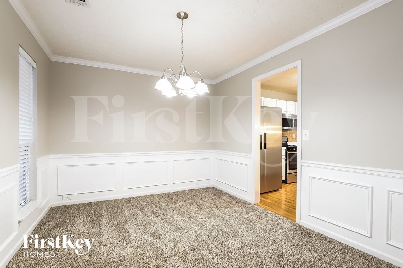 4060 Plantation Mill Dr - Photo 5 of 15