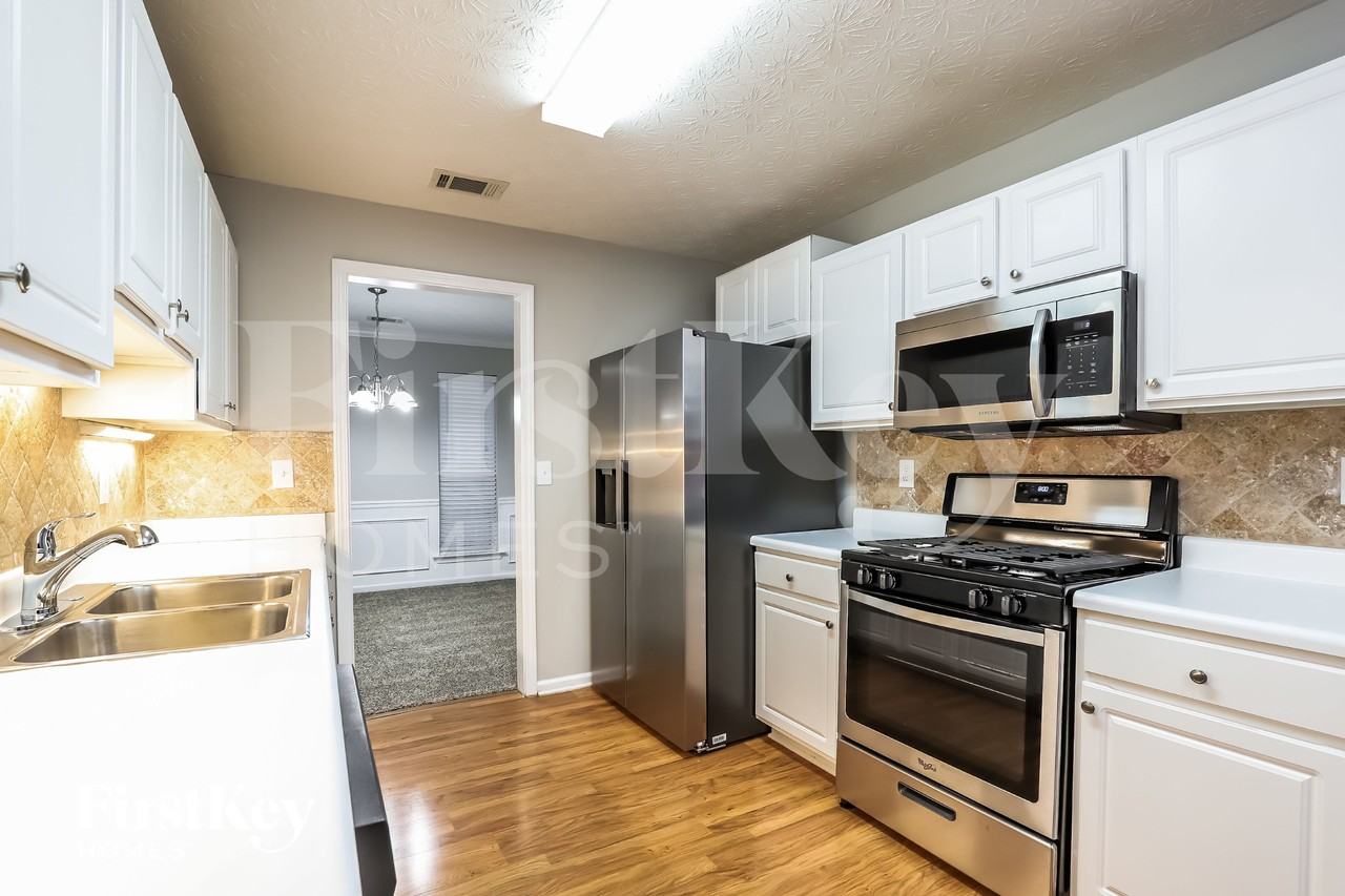 4060 Plantation Mill Dr - Photo 7 of 15