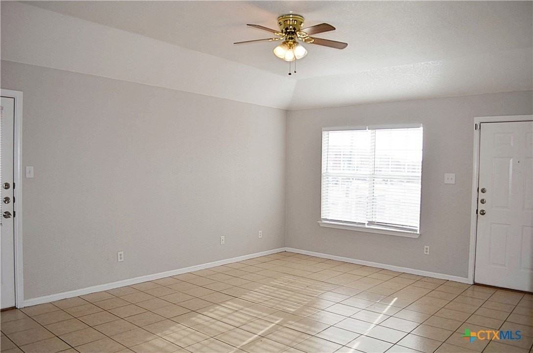 305 Bermuda Unit B - Photo 6 of 26