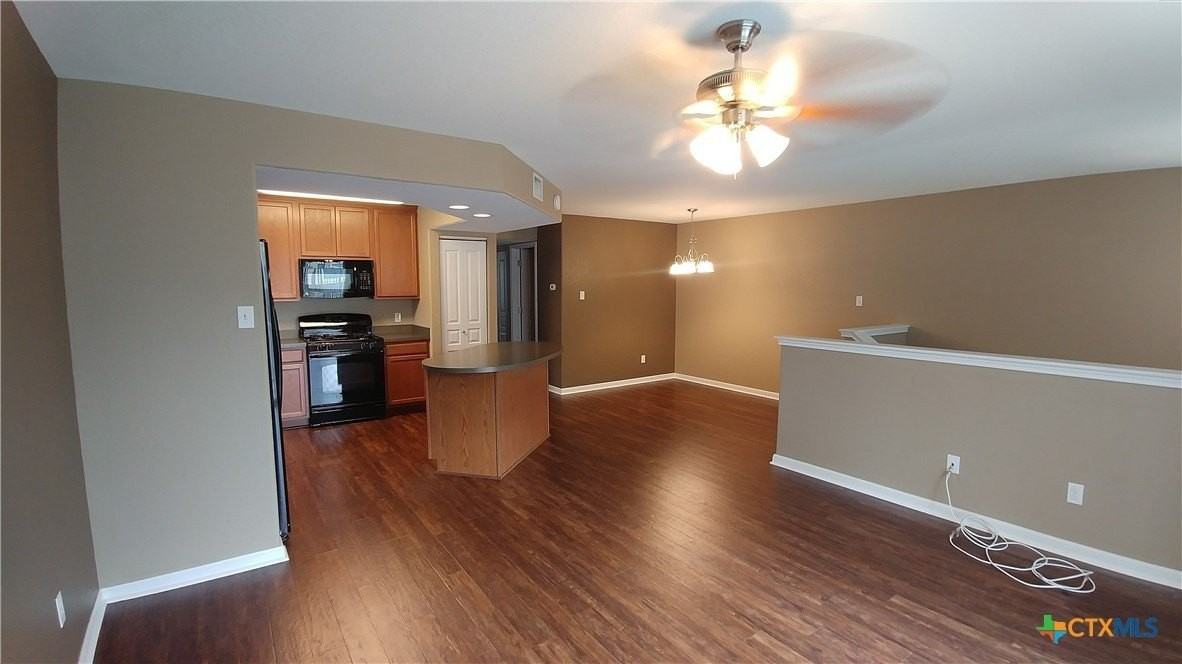 112 Rush Hvn Unit Ab - Photo 3 of 18