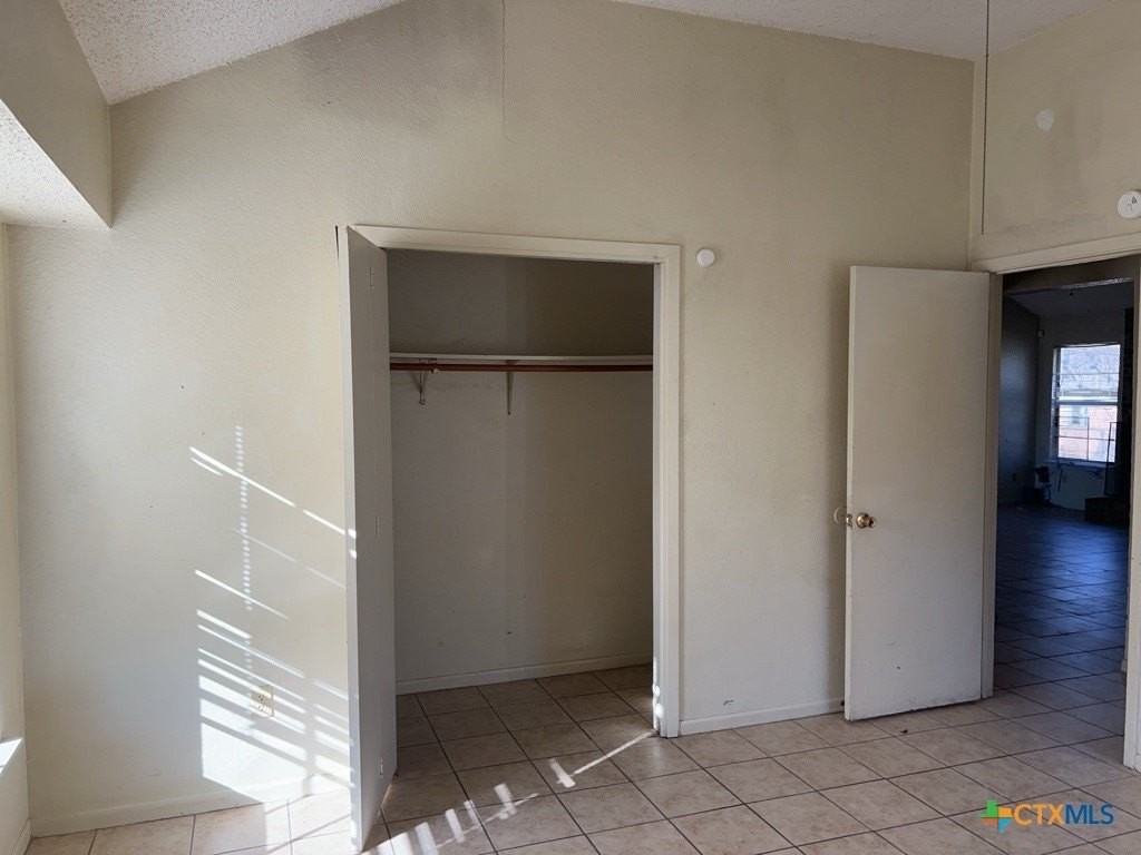 4405 Greenlee Dr - Photo 7 of 12