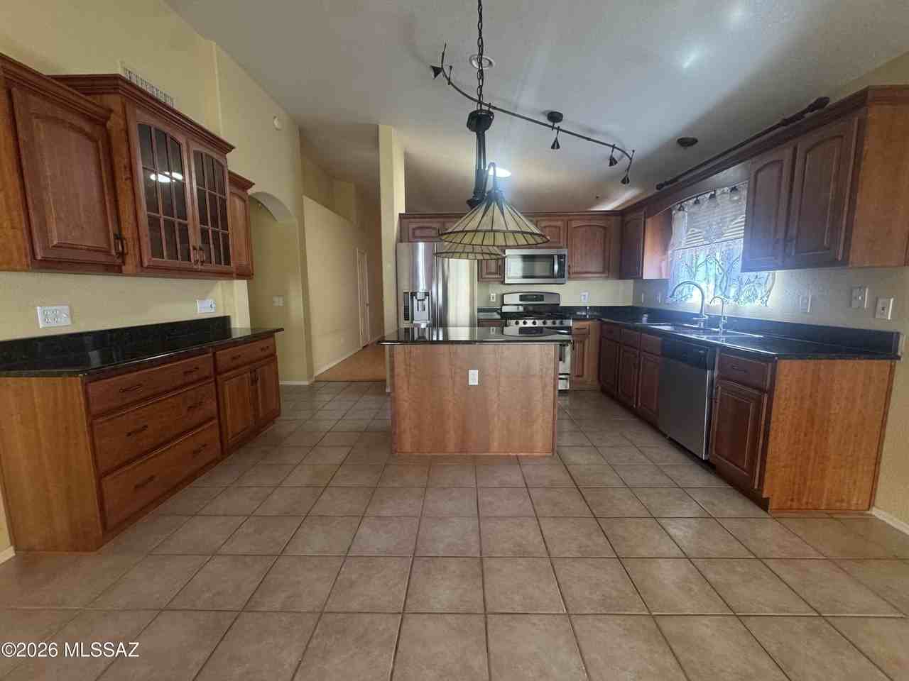 1980 W Cholla Estate Dr - Photo 6 of 24