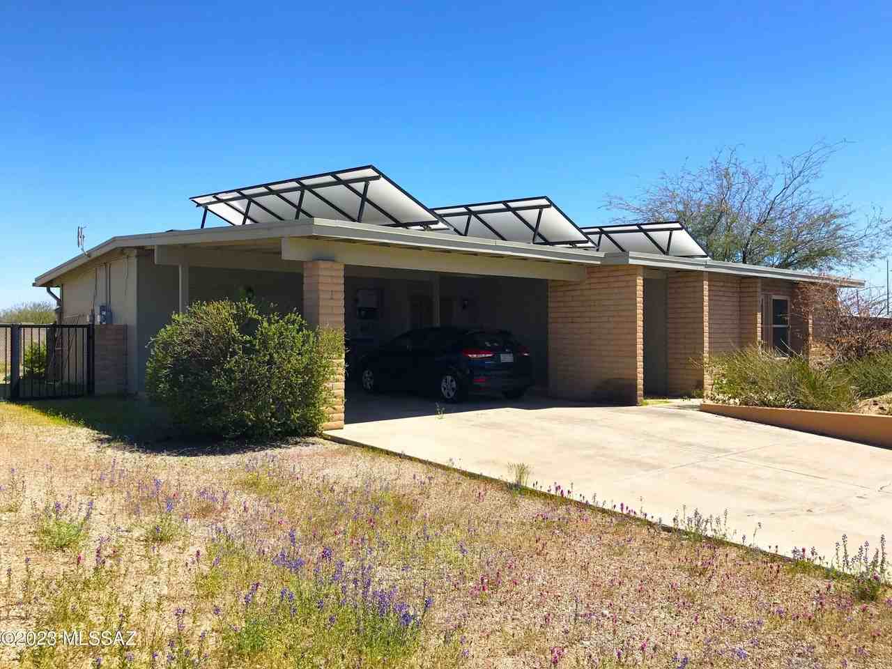 7800 N Nicole Pl - Photo 4 of 48