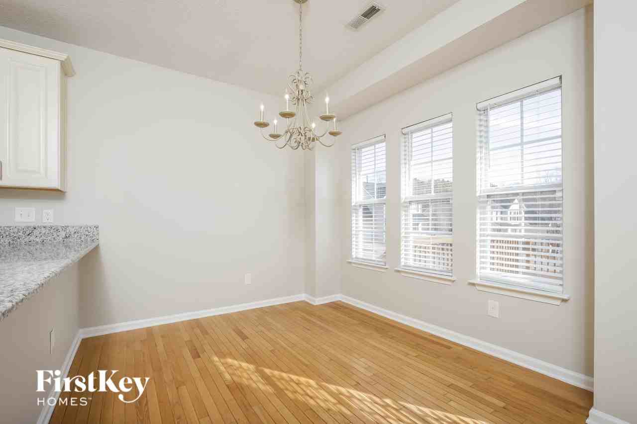 1305 Camden Place Ct - Photo 4 of 15