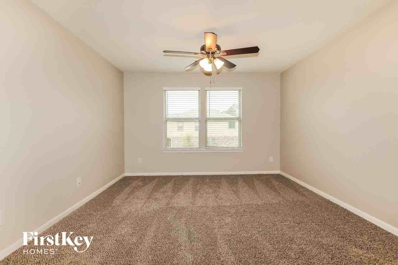 14250 Persimmon Woods Dr - Photo 7 of 15