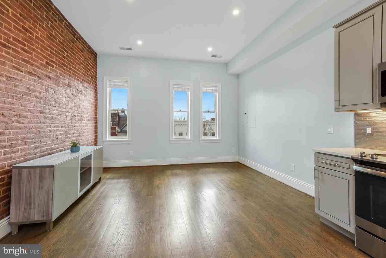 416 A St Se Apt 3 - Photo 5 of 31