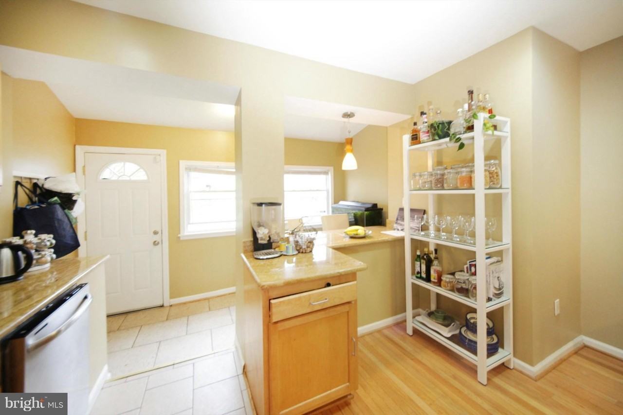 2309 3rd St Ne - Photo 5 of 19