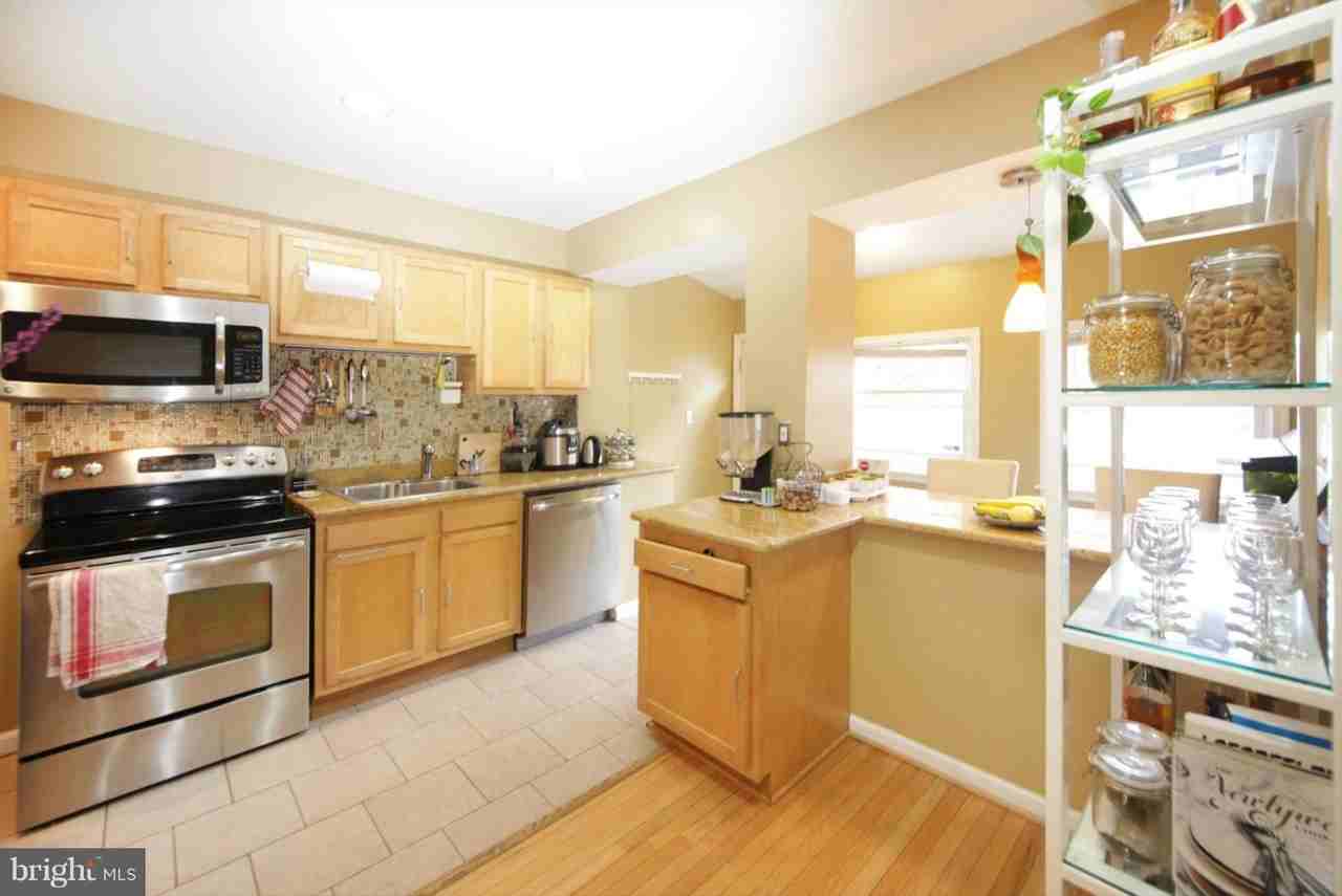 2309 3rd St Ne - Photo 7 of 19