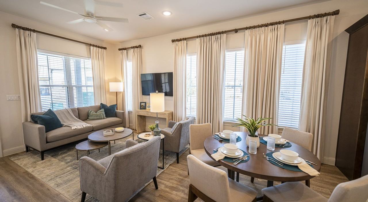 18131 Bluegrass Park Ln - Photo 6 of 8