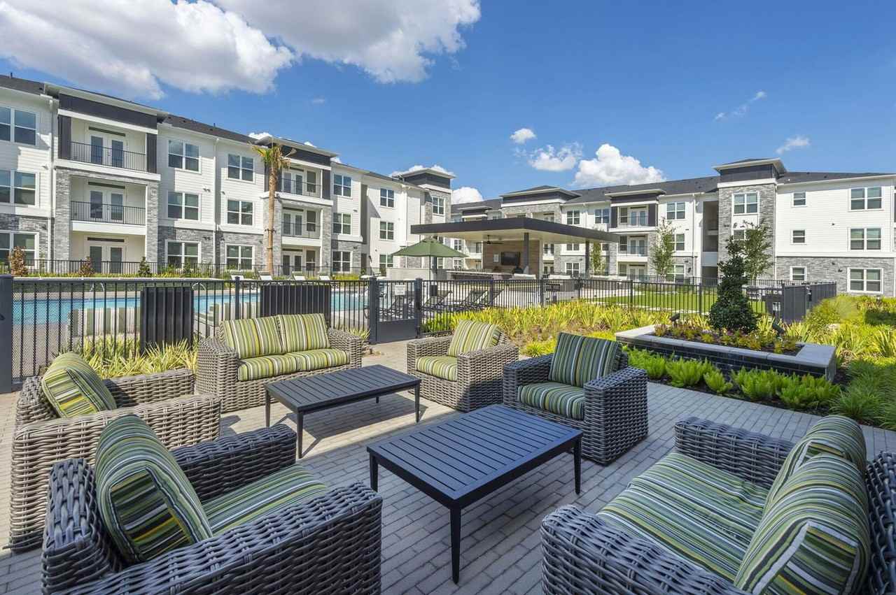 20130 Schiel Rd - Photo 4 of 8