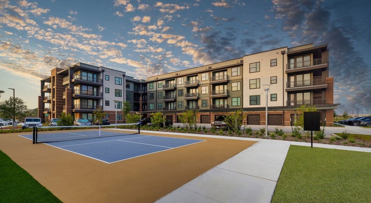 16200 Bridgeland High School Dr - Photo 3 of 8