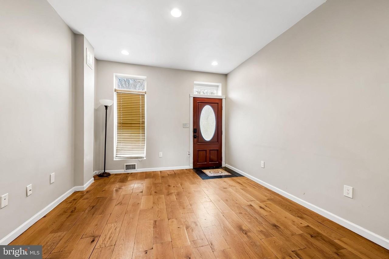 2315 Eastern Ave - Photo 4 of 34