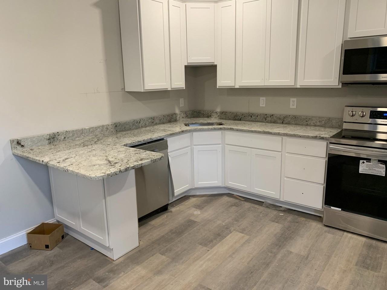 3602 Parkdale Ave Apt 2 - Photo 6 of 21