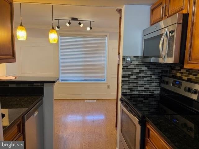 6581 Pressed Gentian - Photo 5 of 26