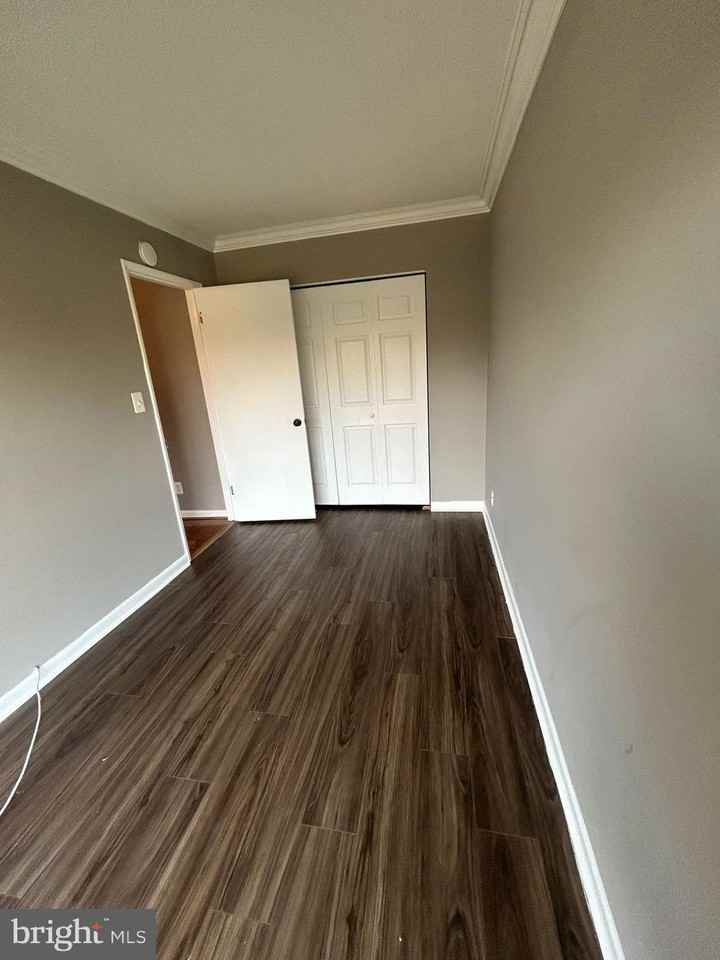 6085 Majors Ln Apt 11 - Photo 4 of 13