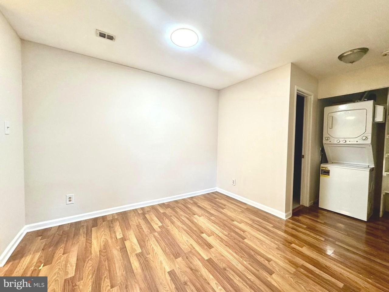 18237 Swiss Cir Apt 1-31 #1-31 - Photo 6 of 24