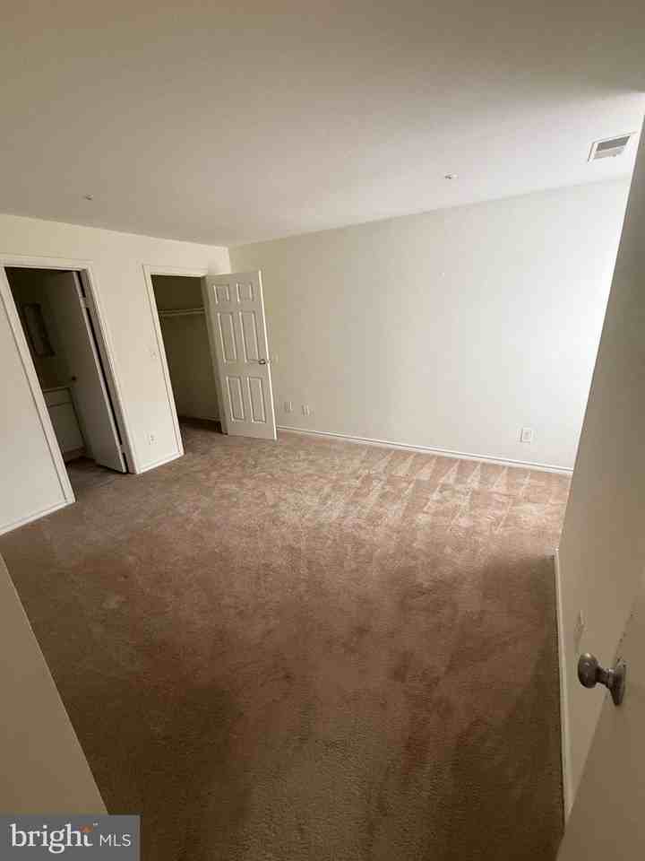 18520 Boysenberry Dr Apt 230 - Photo 5 of 15