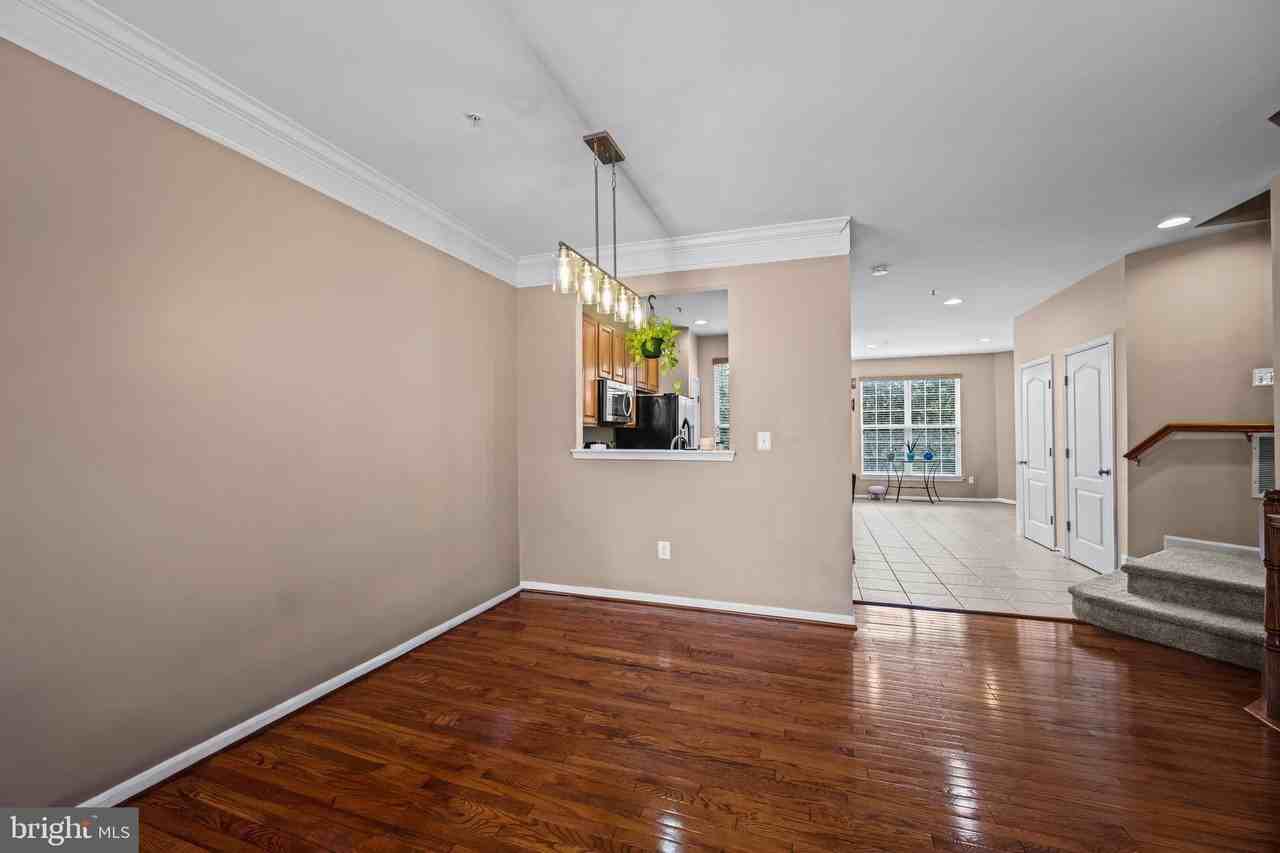 735 Parev Way - Photo 5 of 24