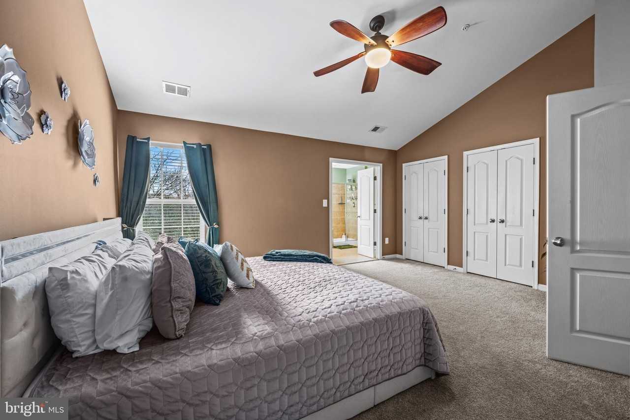 735 Parev Way - Photo 7 of 23