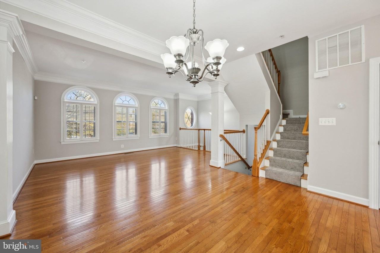 14709 Argos Pl - Photo 5 of 30