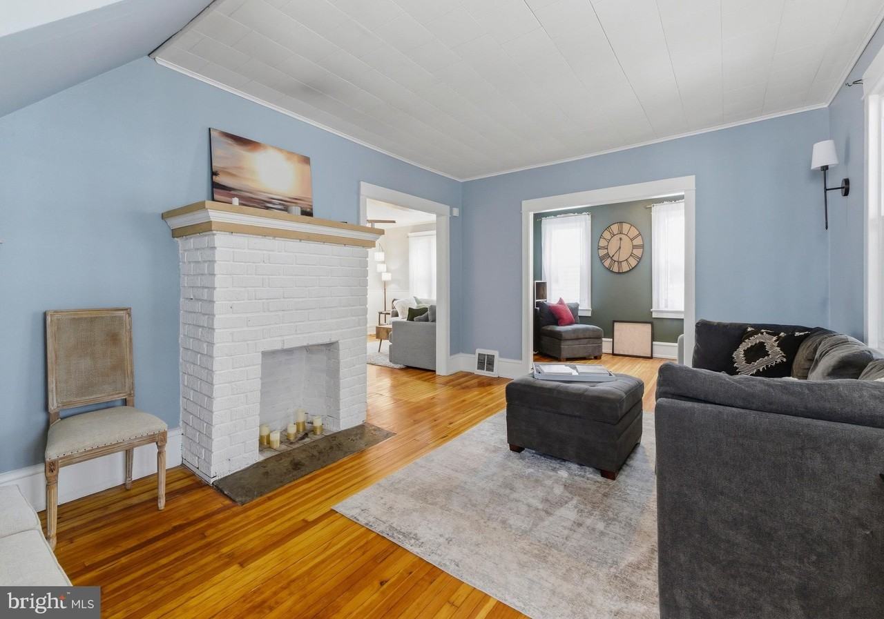 125 W Kings Hwy - Photo 4 of 22