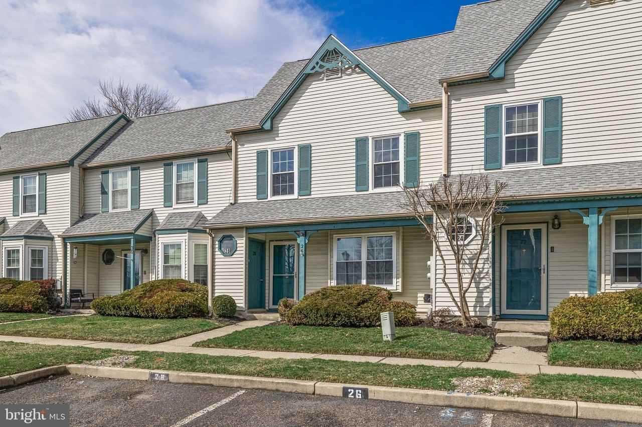 26 Knoll Dr - Photo 2 of 23