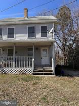 233 Center St ## 233 - Photo 1 of 1