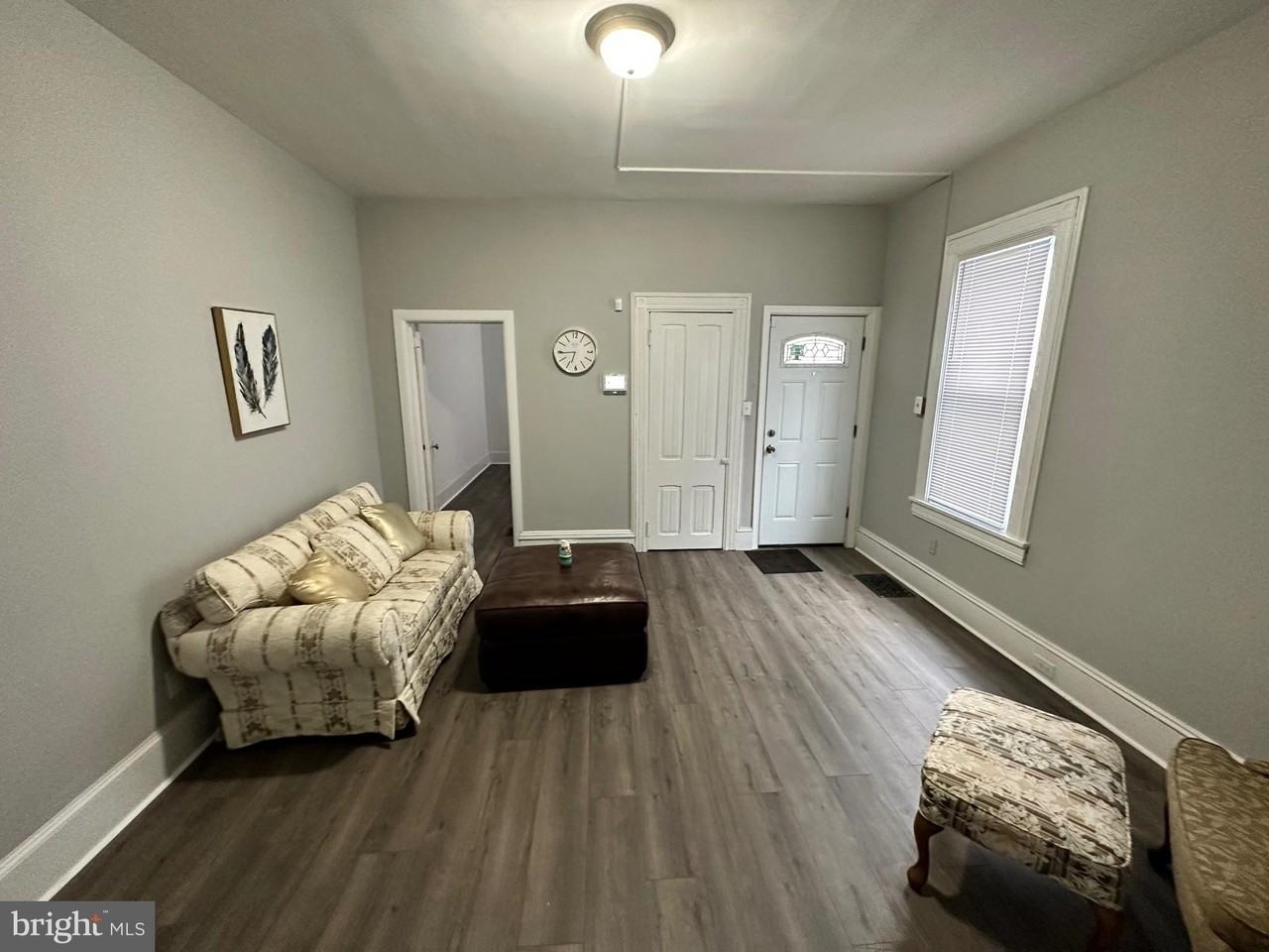 242 Grant St 1st Fl - Photo 5 of 16