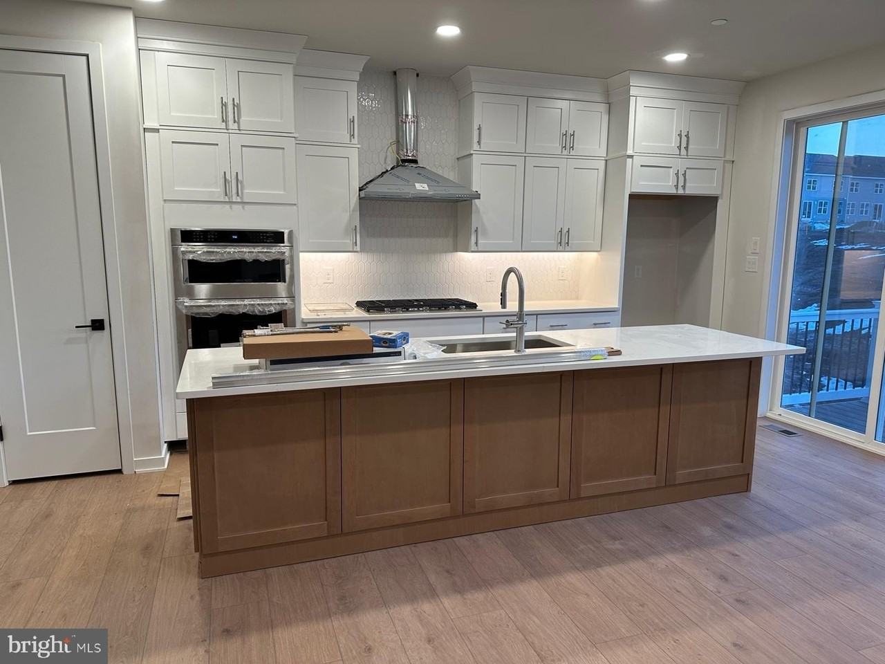 513 Anfield Rd Unit 200 - Photo 2 of 4