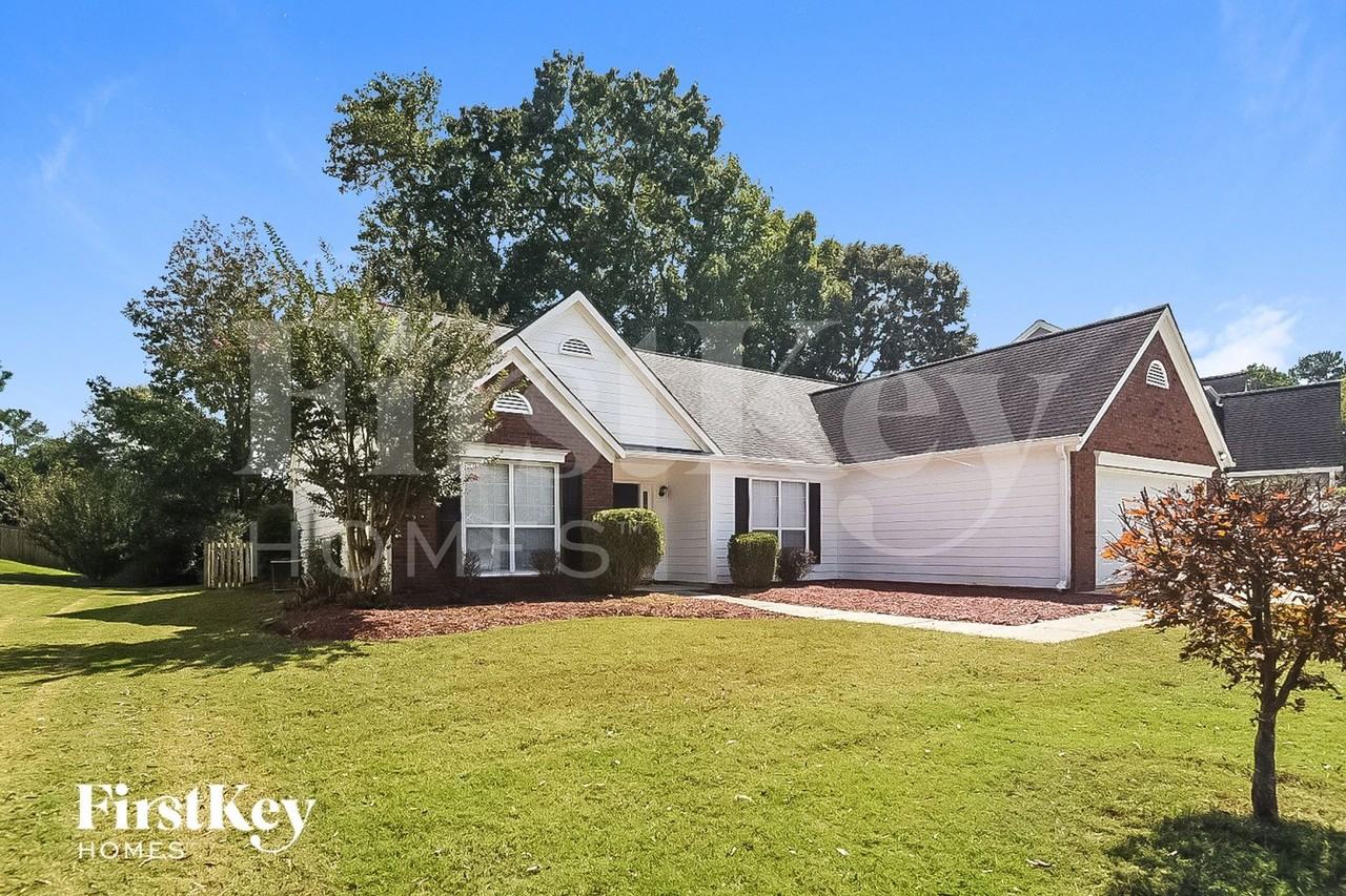 2504 Baysridge Dr Nw - Photo 2 of 15