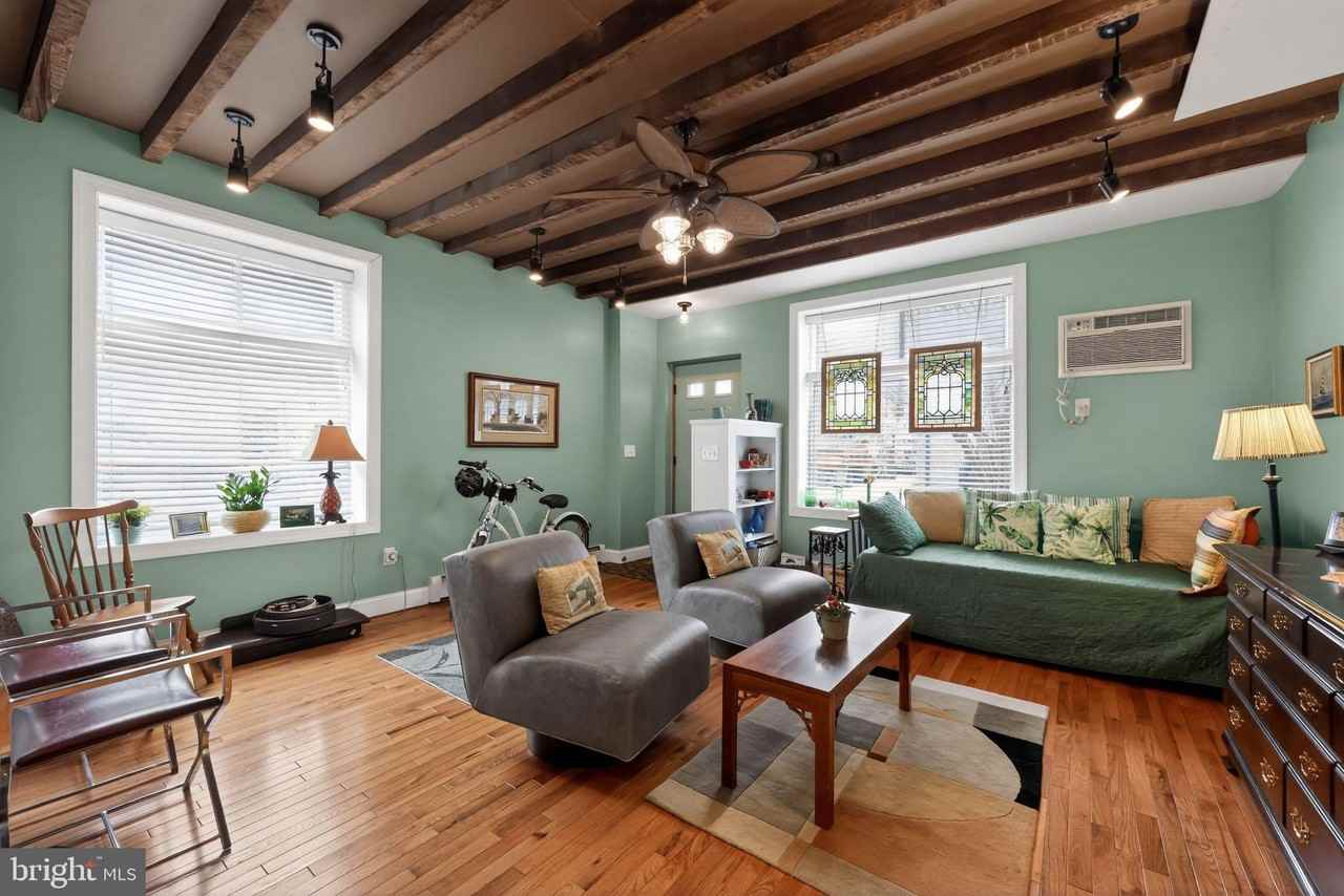 2100 E Dauphin St - Photo 3 of 31