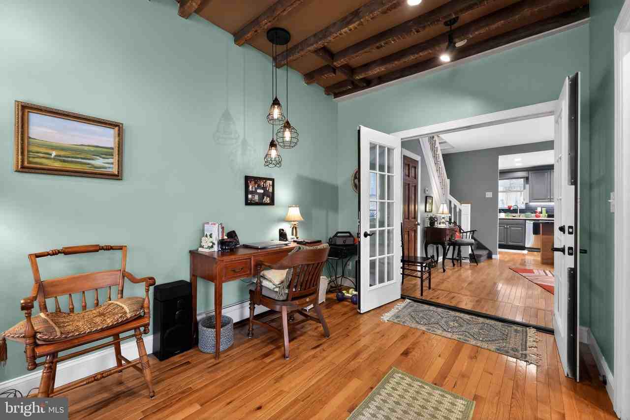 2100 E Dauphin St - Photo 7 of 31