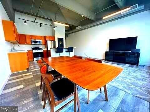 51119 N Broad St #204 - Photo 5 of 47