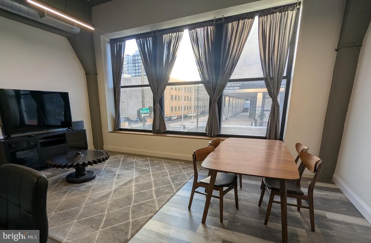 51119 N Broad St #204 - Photo 6 of 47