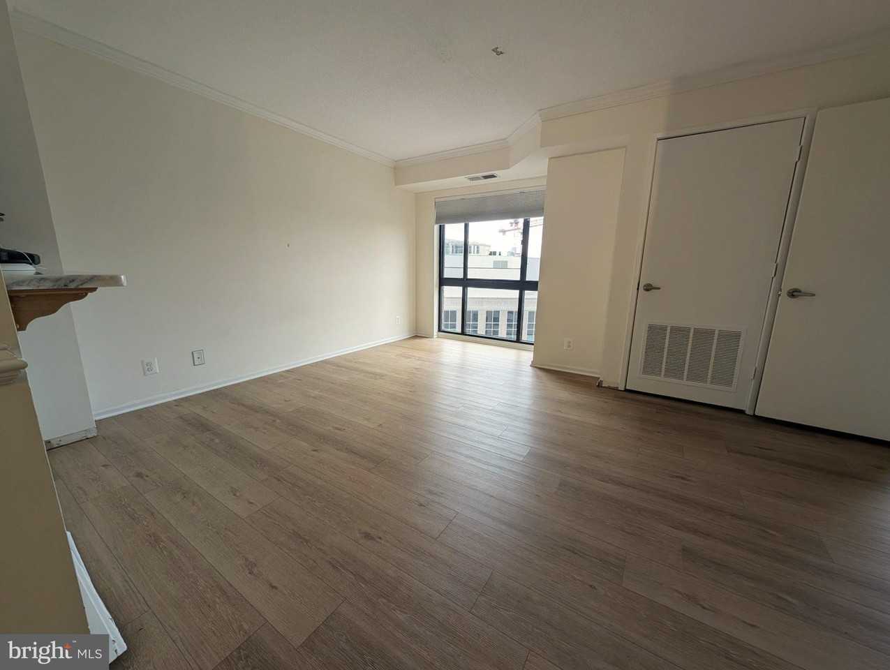 900 N Stafford St Apt 1901 - Photo 6 of 25