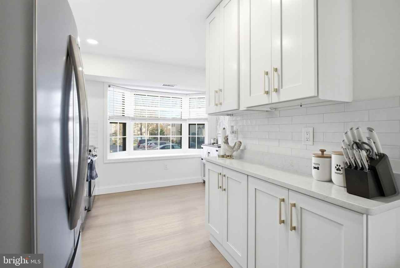 6449 Birch Leaf Ct - Photo 5 of 17