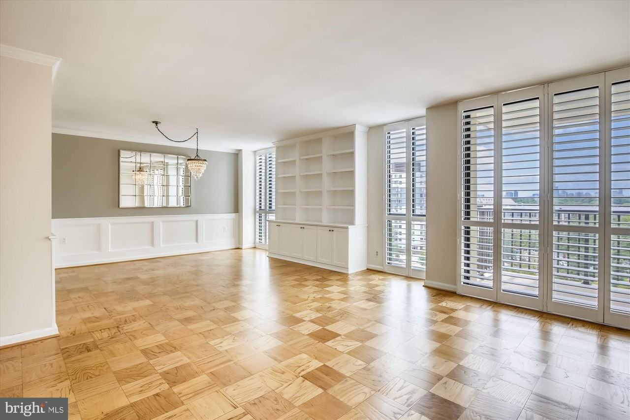 6800 Fleetwood Rd #1004 - Photo 3 of 40
