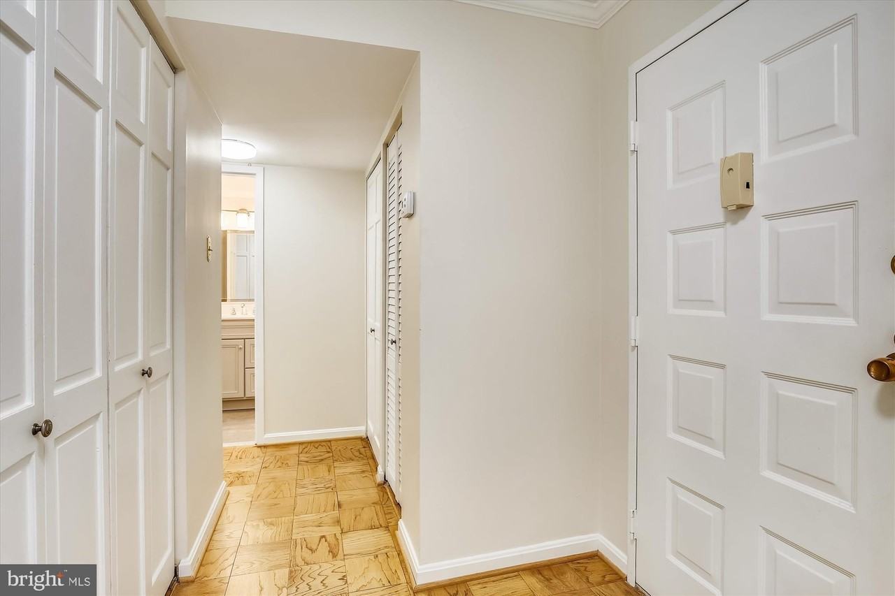 6800 Fleetwood Rd #1004 - Photo 4 of 40