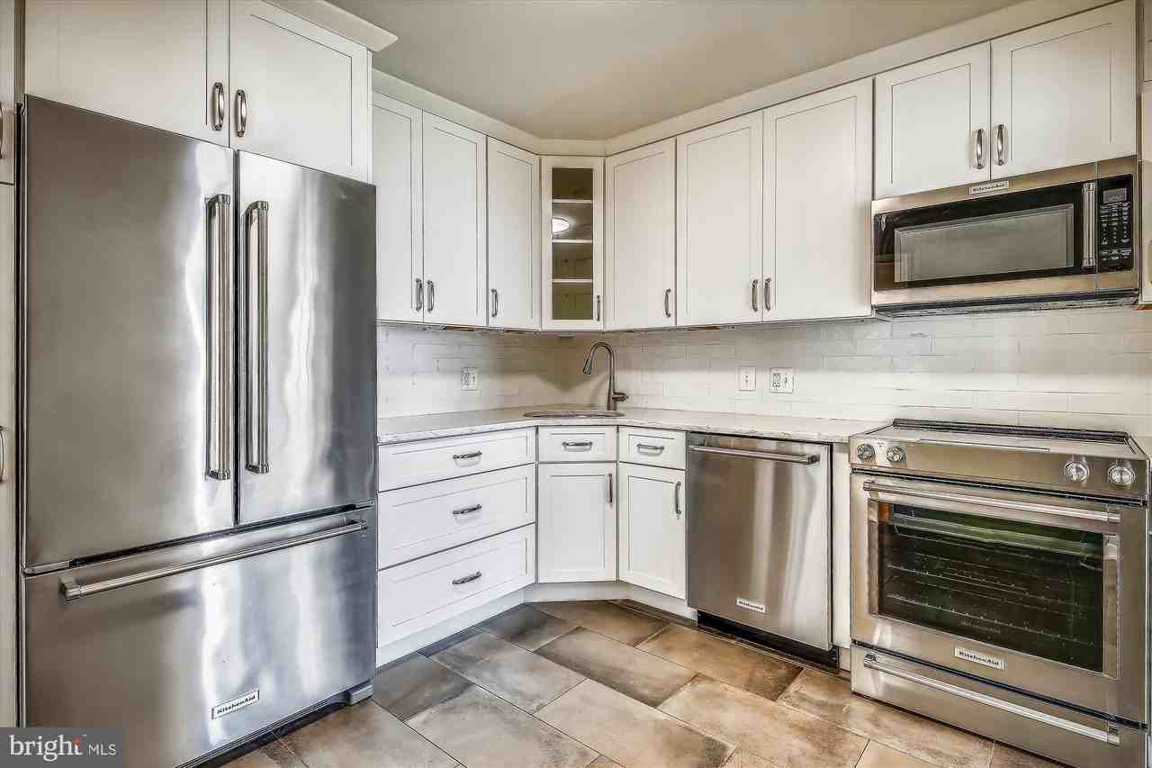 6800 Fleetwood Rd #1004 - Photo 6 of 40