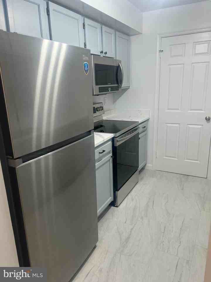 5700 Shadwell Ct Unit 77 - Photo 6 of 19