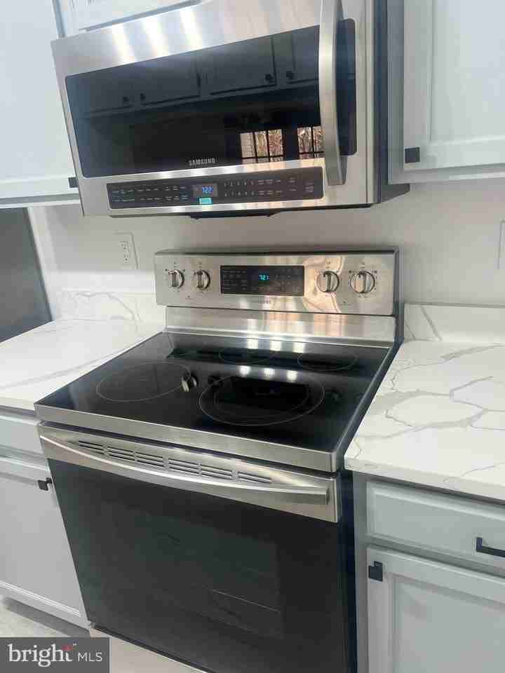 5700 Shadwell Ct Unit 77 - Photo 7 of 19