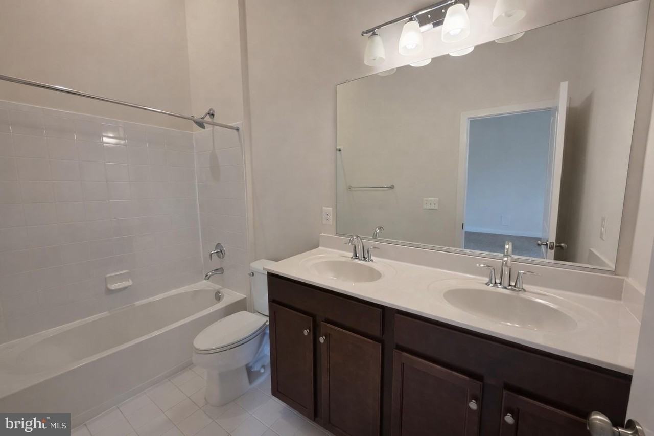 25470 Hartland Orchard Ter - Photo 7 of 50