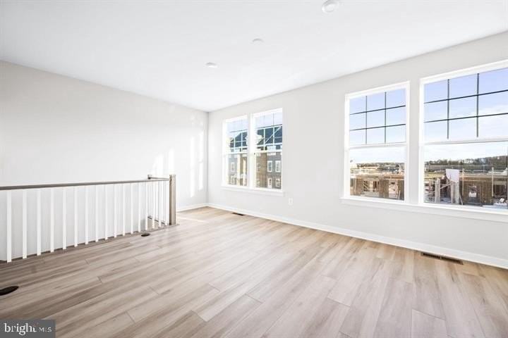 42508 Invergordon Ter - Photo 6 of 33