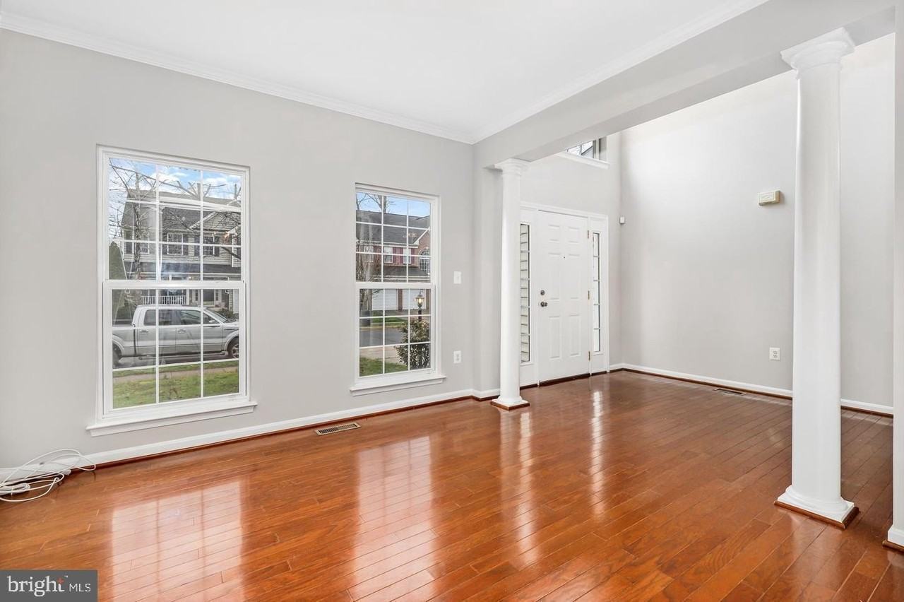 14204 Murphy Ter - Photo 5 of 19