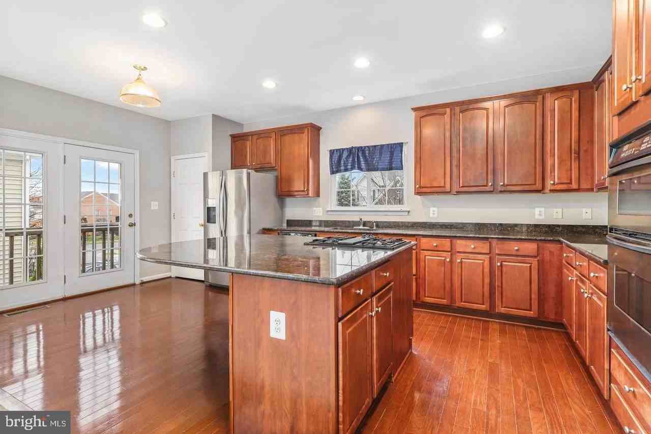 14204 Murphy Ter - Photo 6 of 19