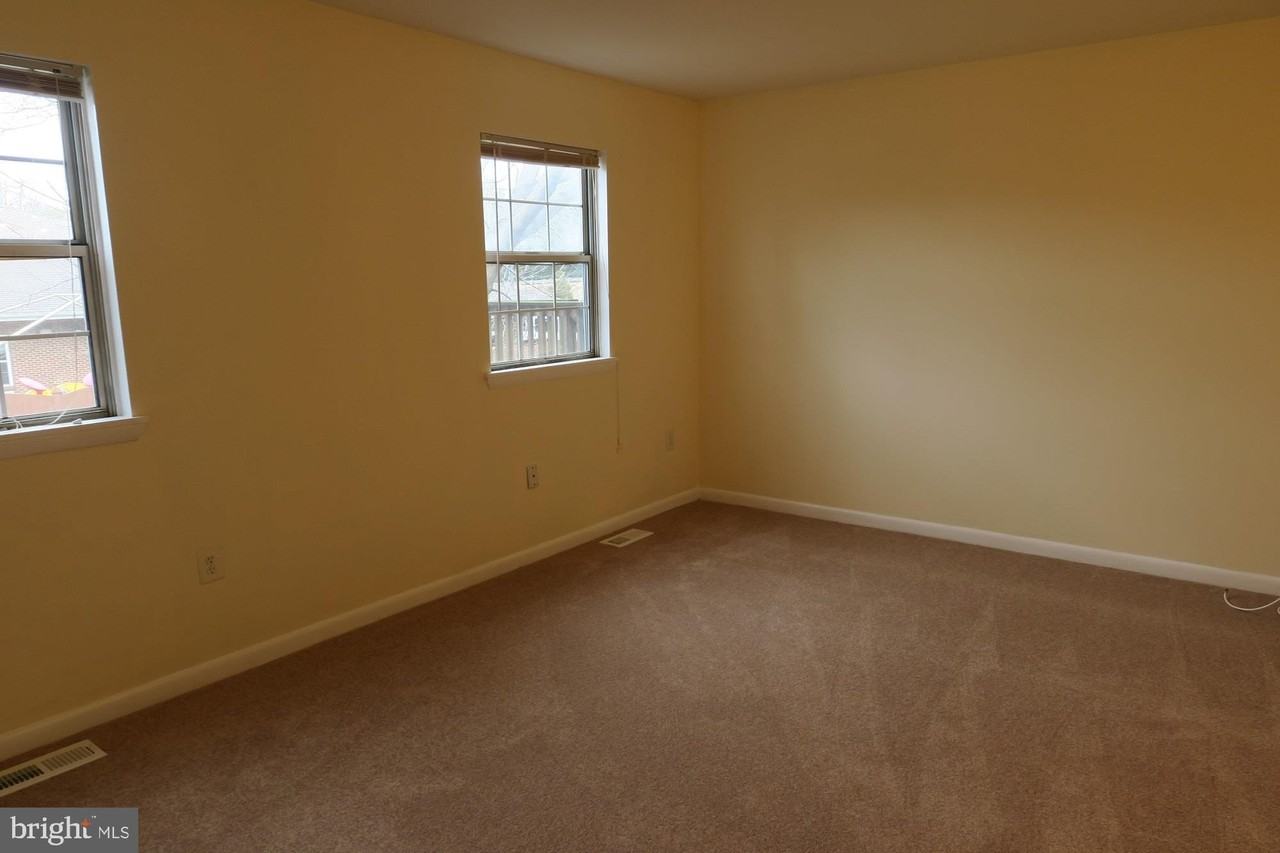 3514 Cranmer Mews - Photo 2 of 50