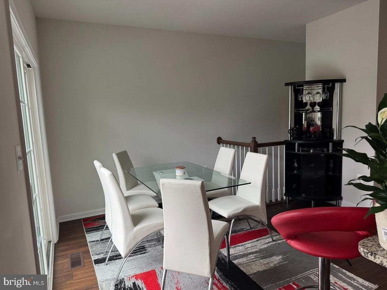 9816 Cedarmass Cir - Photo 7 of 50