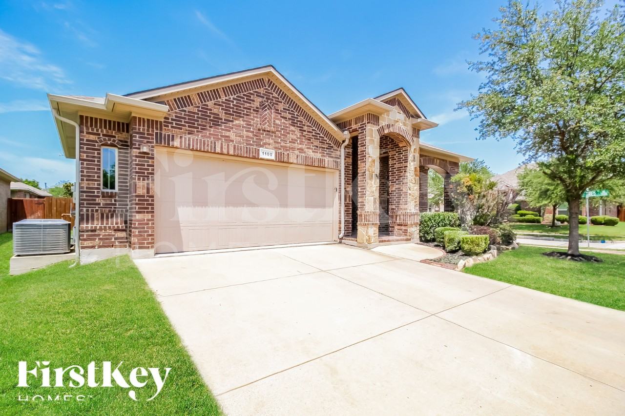 1100 Nora Ln - Photo 2 of 18