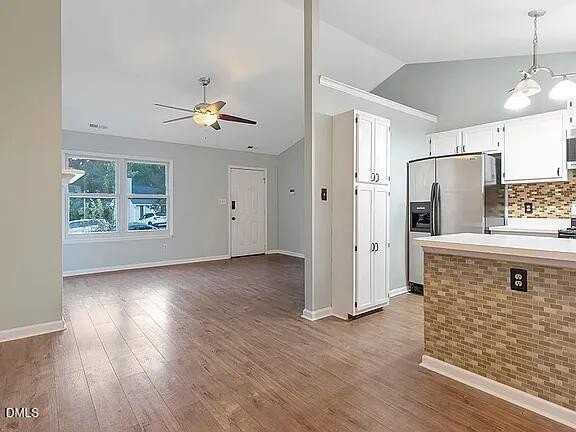 805 Brewers Glynn Ct - Photo 5 of 24